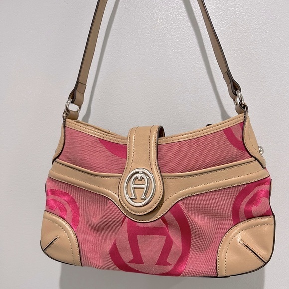 Etienne Aigner Pink Shoulder Bag - Picture 2 of 10